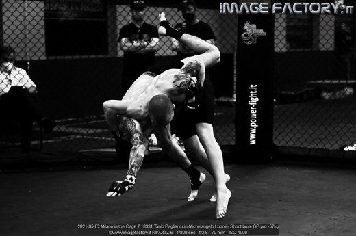 2021-05-02 Milano in the Cage 7 18331 Tanio Pagliariccio-Michelangelo Lupoli - Shoot boxe GP pro -57kg